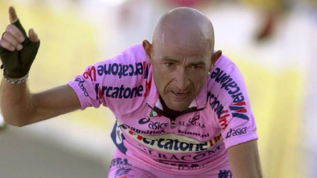 Pantani, Rapetto all’Antimafia: “Quando morì non era solo in&nbsp;stanza”