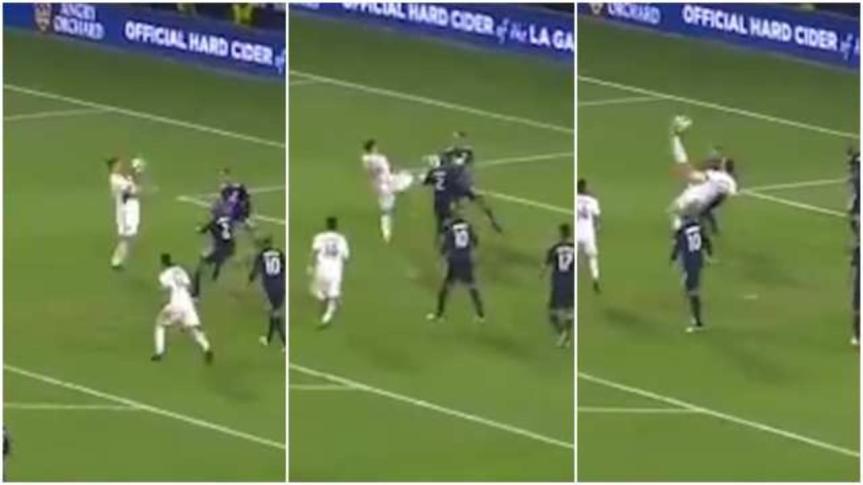 Sombrero e rovesciata: Ibrahimovic segna uno dei gol più belli della sua&nbsp;carriera