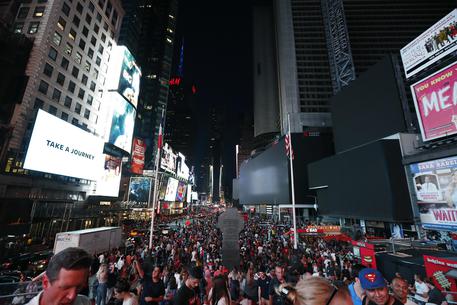 New York, caos per un blackout. Fermi treni della metro e città al buio per tre&nbsp;ore