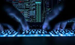 Hackerati gli account Twitter di………..