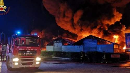 092209689-83a39621-bc51-4992-a68f-af9861d1554a