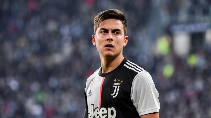 Il ginocchio non guarisce, Dybala a Barcellona: rischio&nbsp;intervento